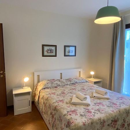 Ferienwohnung Residenza Cipressi E Olivi Verona Exterior foto