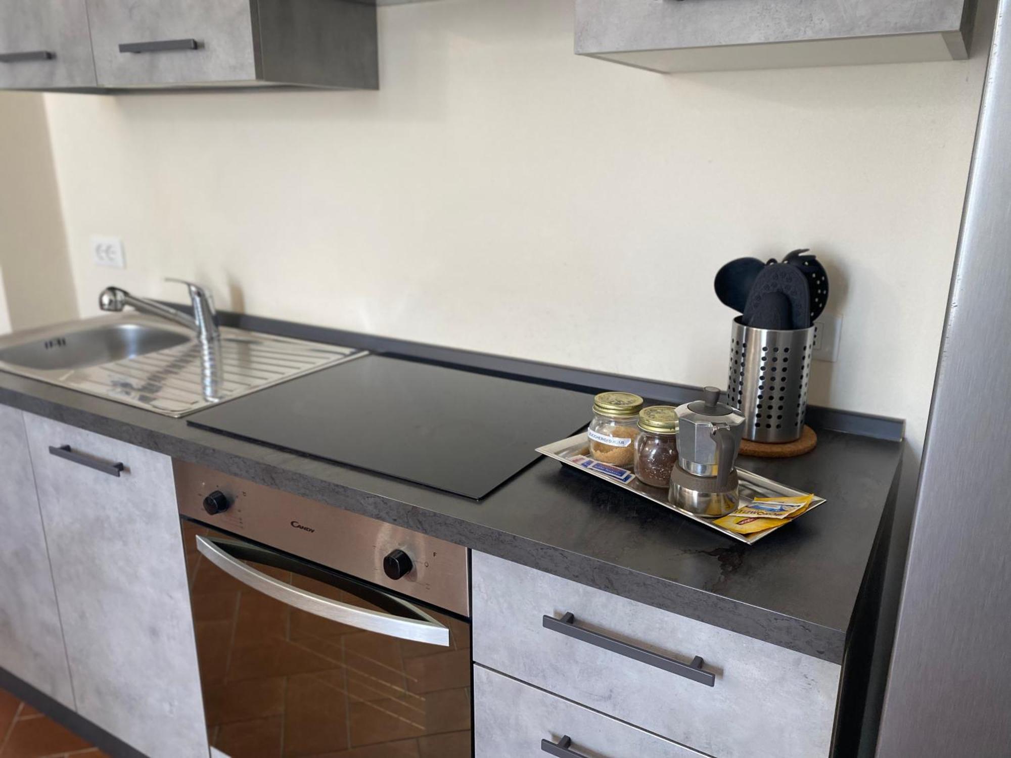 Ferienwohnung Residenza Cipressi E Olivi Verona Exterior foto
