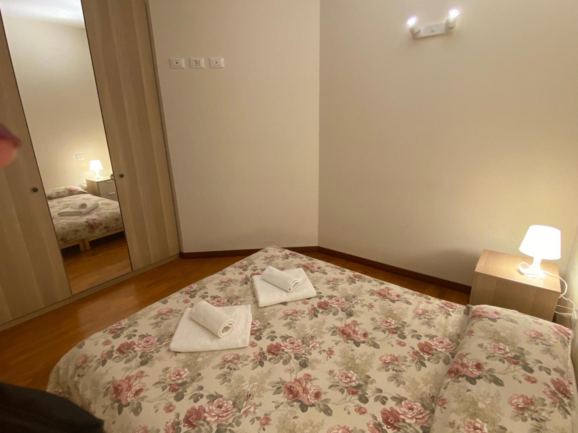 Ferienwohnung Residenza Cipressi E Olivi Verona Exterior foto