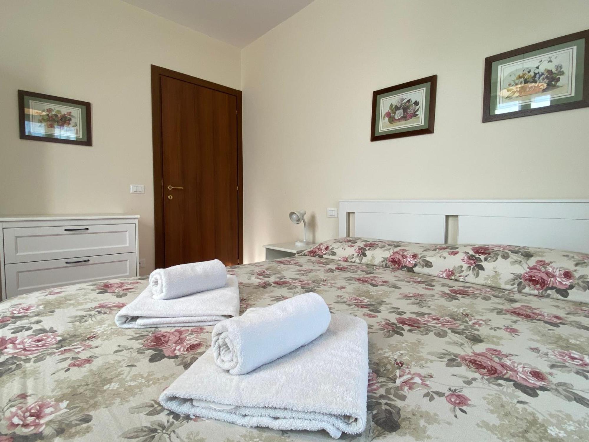 Ferienwohnung Residenza Cipressi E Olivi Verona Exterior foto