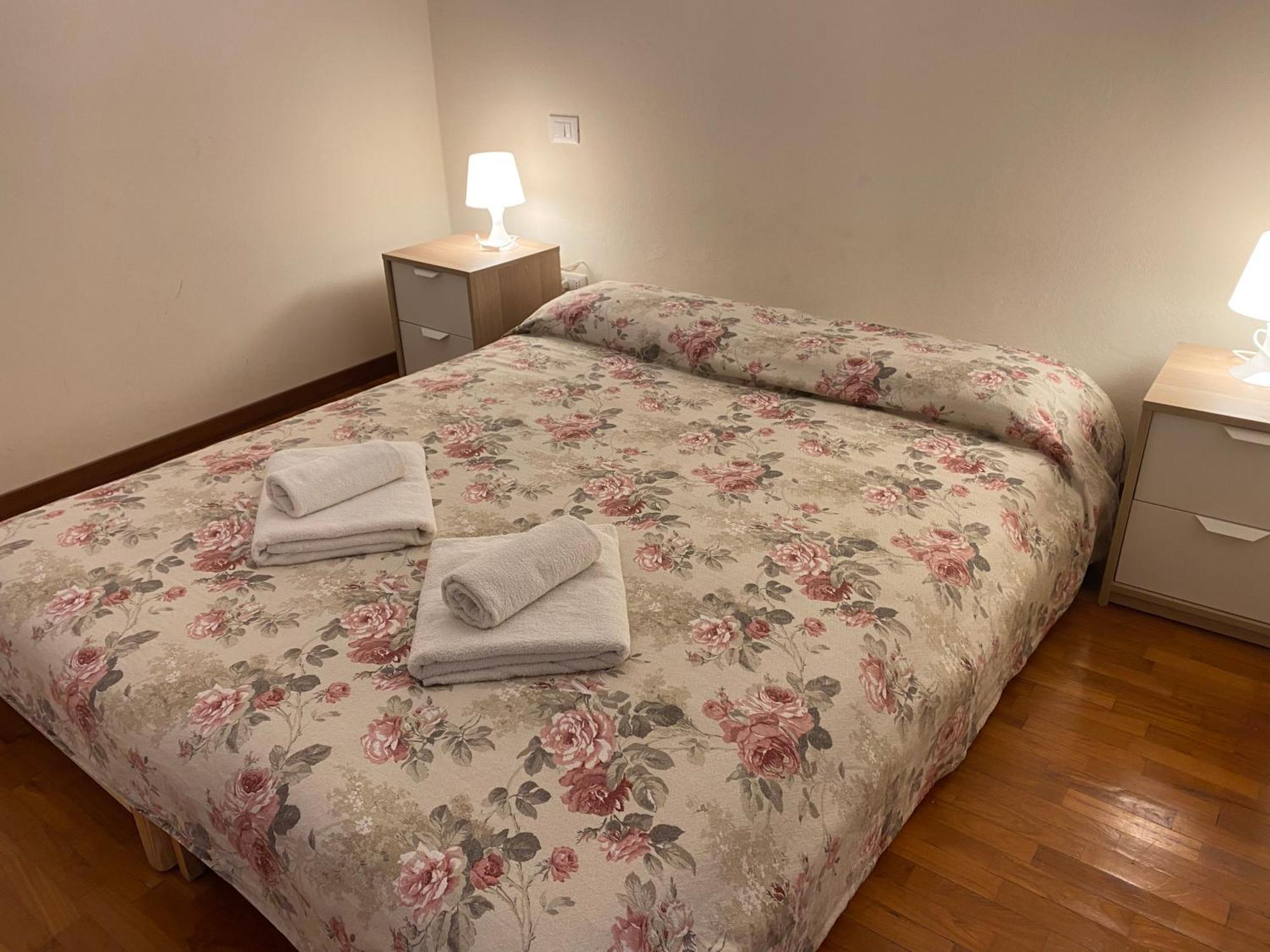Ferienwohnung Residenza Cipressi E Olivi Verona Exterior foto