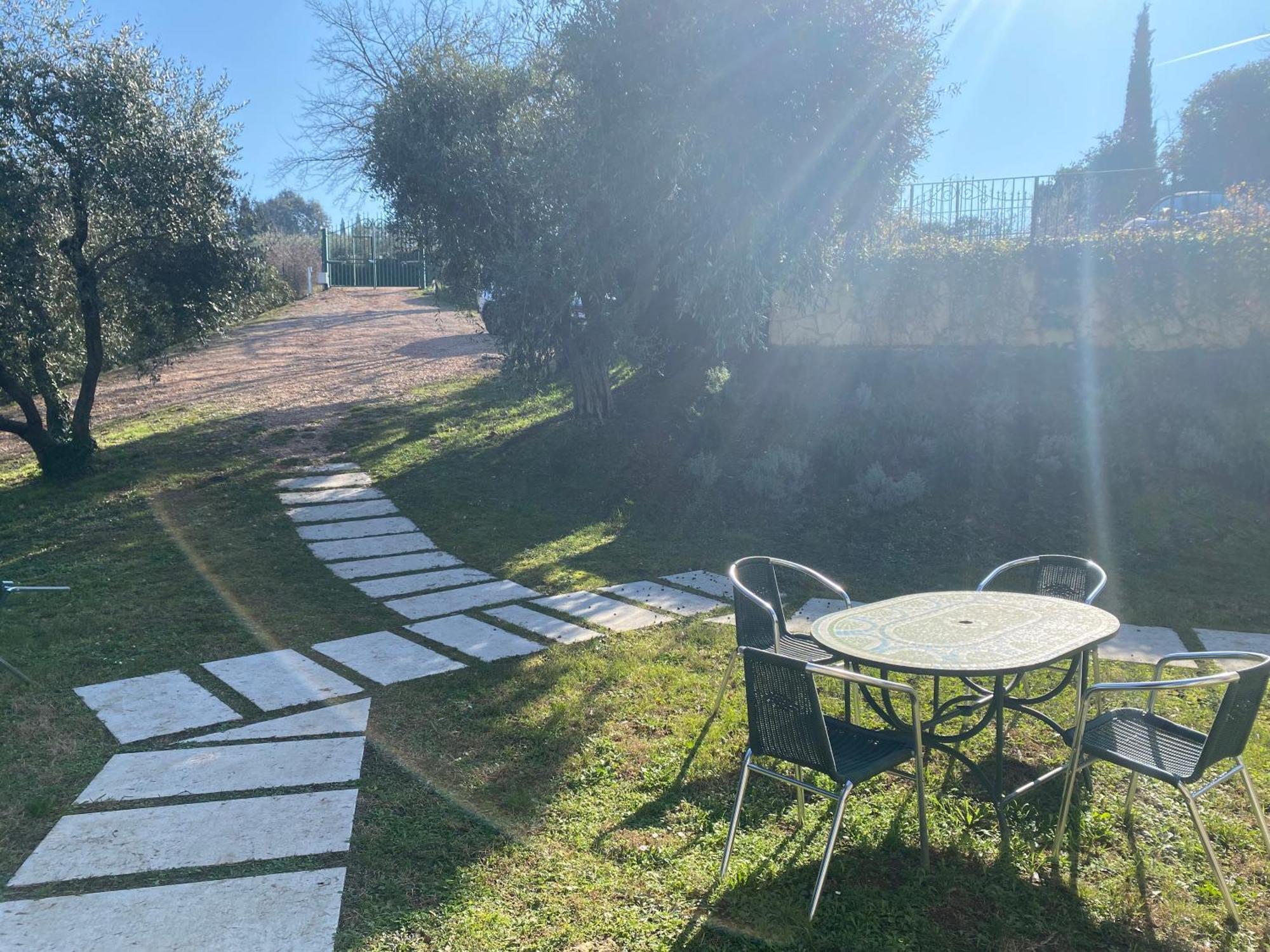 Ferienwohnung Residenza Cipressi E Olivi Verona Exterior foto